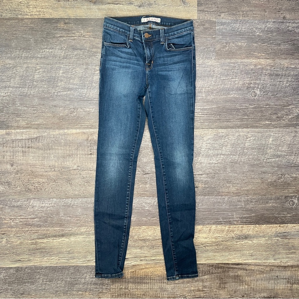J Brand dark wash super skinny Veruca jeans size 26 B159